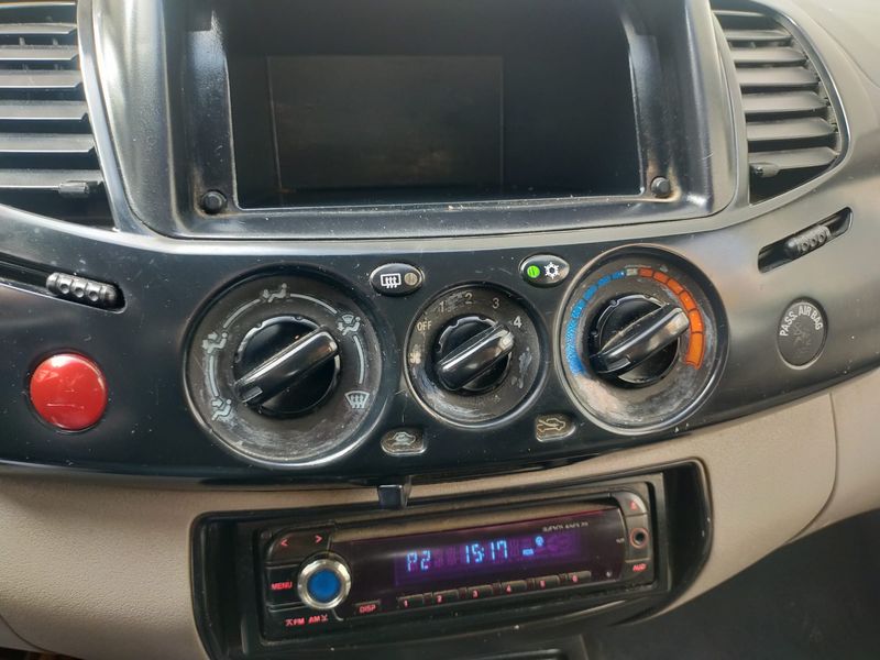 Mitsubishi L200 • 2010 • 7,700 km 2