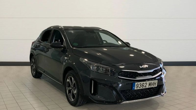 Kia Cee`d • 2023 • 13,108 km 1