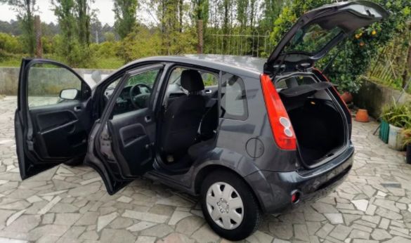 Ford Fiesta • 2007 • 234,825 km 2