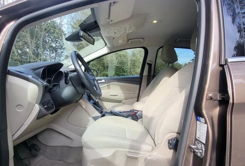 Ford C-Max • 2016 • 81,000 km 1