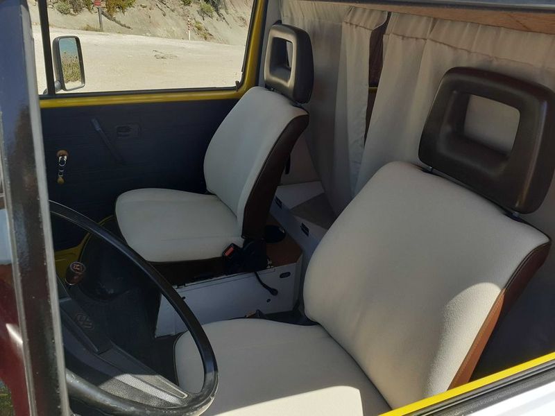 Volkswagen T4 • 1983 • 200,000 km 3