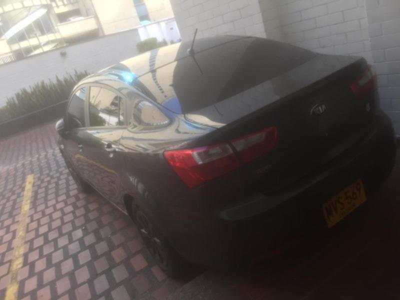 Kia Rio sedan • 2013 • 41,000 km 2