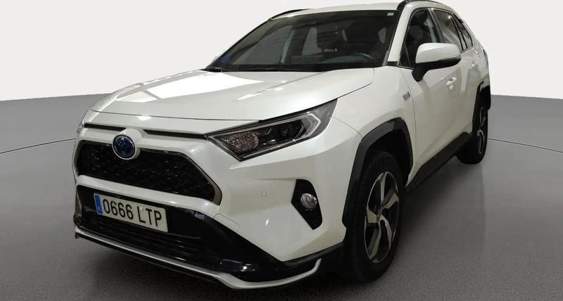 Toyota RAV4 • 2021 • 37,495 km 1