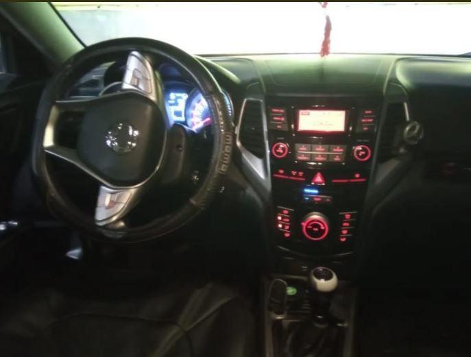 Ssangyong Tivoli • 2016 • 107,000 km 7