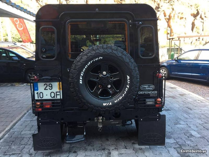 Land Rover Defender • 2000 • 250,000 km 5
