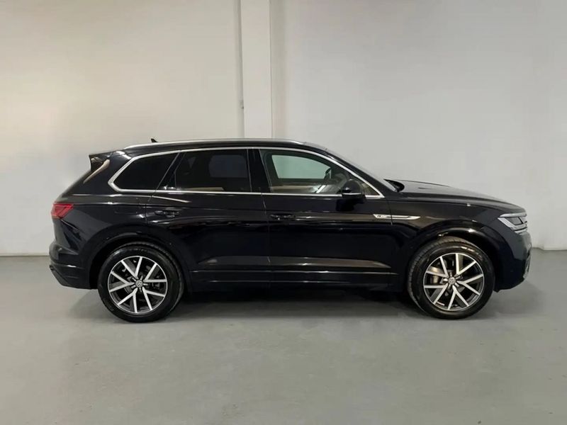 Volkswagen Touareg • 2019 • 83,000 km 5