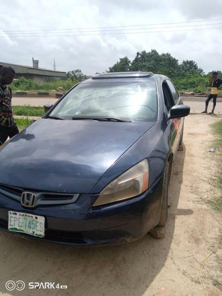 Honda Accord • 2003 • 100,000 km 5