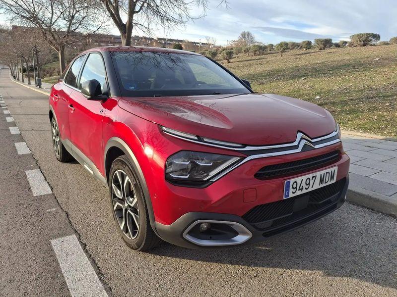 Citroën C4 • 2023 • 30,000 km 1