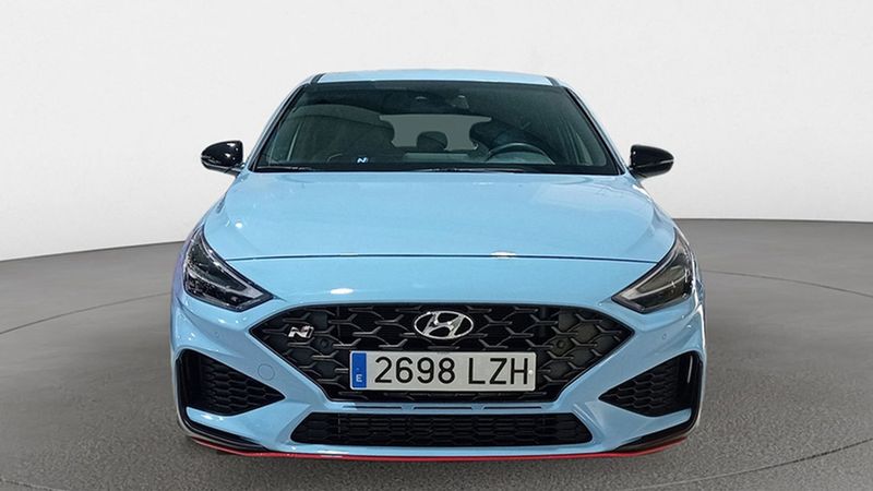 Hyundai i30 • 2022 • 5,679 km 10