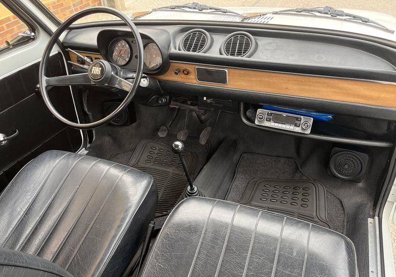 Fiat 126 • 1980 • 59,999 km 3