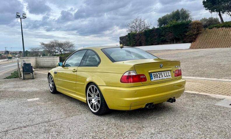 BMW M3 • 2002 • 168,000 km 10