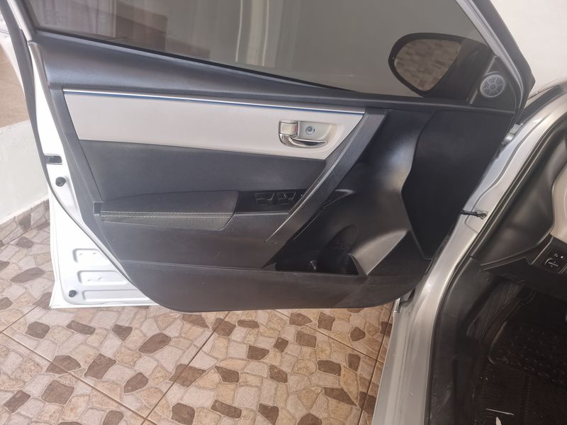 Toyota Corolla • 2015 • 199,640 km 5