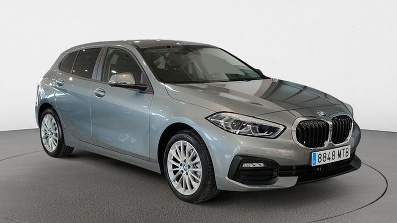 BMW 1 Series • 2024 • 2,600 km 7