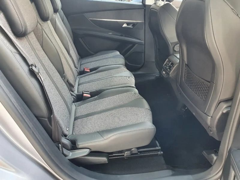 Peugeot 5008 • 2020 • 24,000 km 7