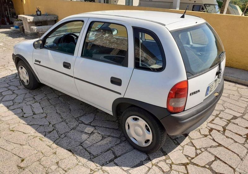 Opel Corsa • 1994 • 149,000 km 2