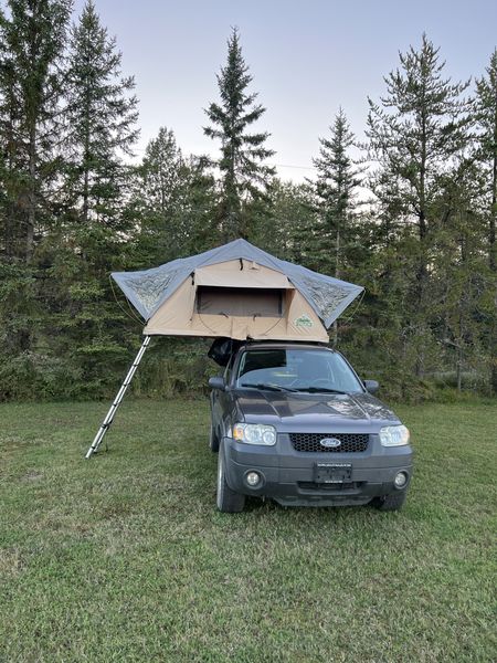 Ford Escape • 2006 • 297,000 km 12