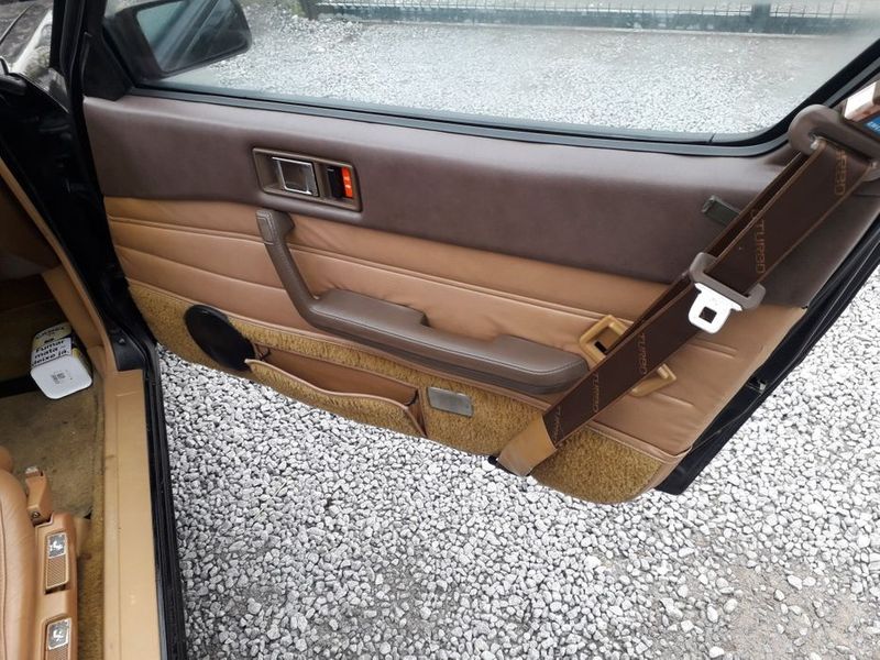 Dodge Caravan • 1984 • 112,000 km 4