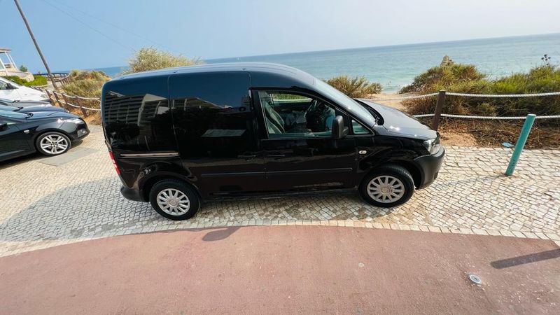 Volkswagen Caddy • 2013 • 13 km 3