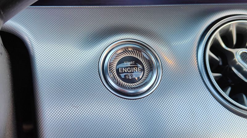 Mercedes-Benz E-Class • 2018 • 73,461 km 25