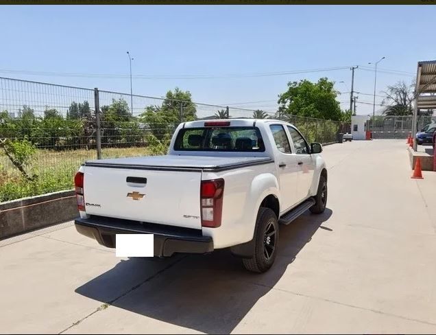 Chevrolet Luv • 2016 • 93,000 km 3