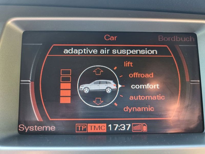 Audi Q7 • 2008 • 217,000 km 4