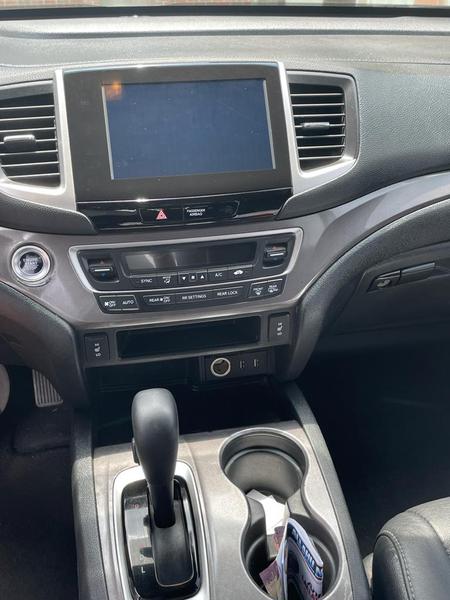 Honda Pilot • 2017 • 7,488 km 4