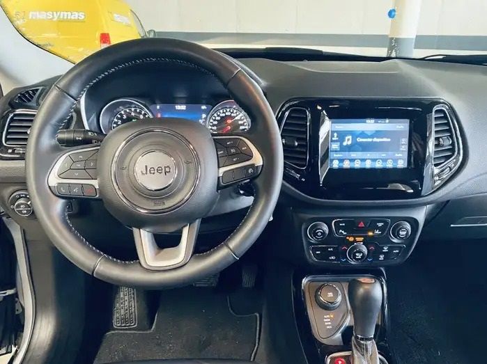 Jeep Compass • 2018 • 95,000 km 2