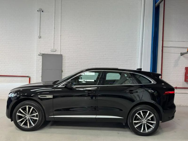 Jaguar F-Pace • 2024 • 30,000 km 5