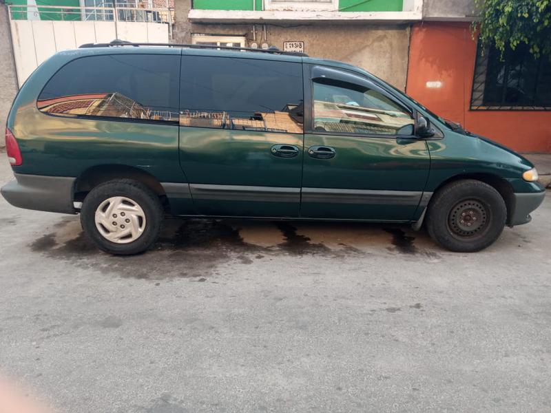 Chrysler Grand Voyager • 1999 • 123,333 km 4