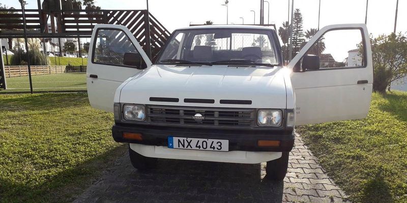 Nissan Pickup • 1991 • 130,000 km 1