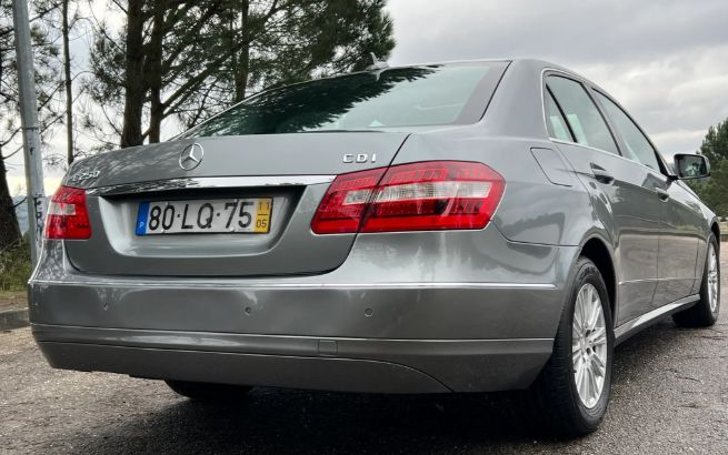 Mercedes-Benz E • 2011 • 270,000 km 3