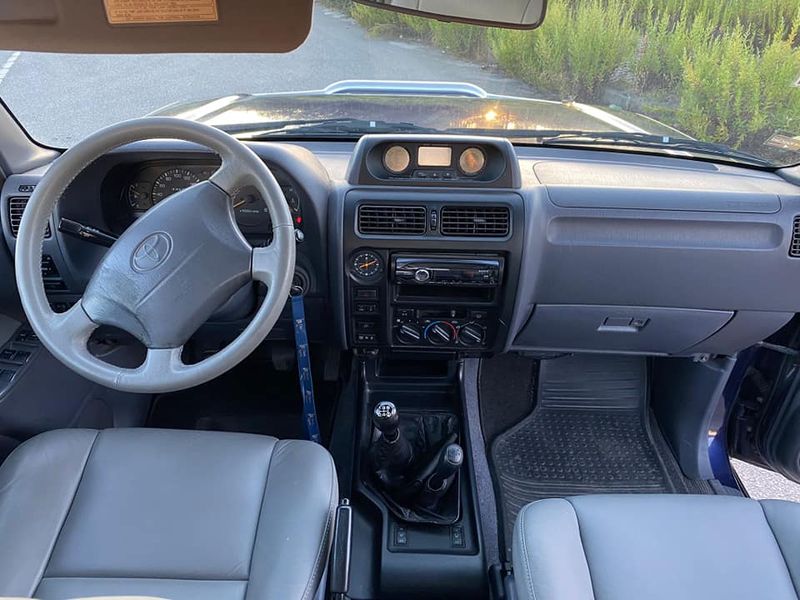 Toyota Land Cruiser • 1998 • 279,000 km 4