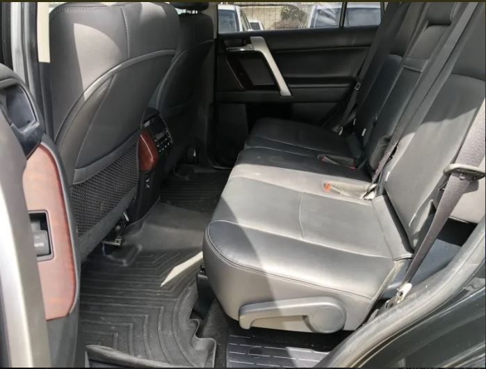 Toyota Land Cruiser • 2015 • 100,000 km 6