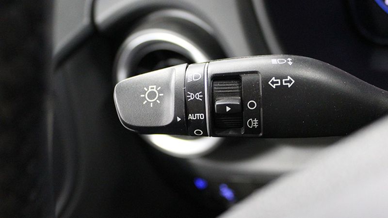 Hyundai Kona • 2023 • 12,000 km 13