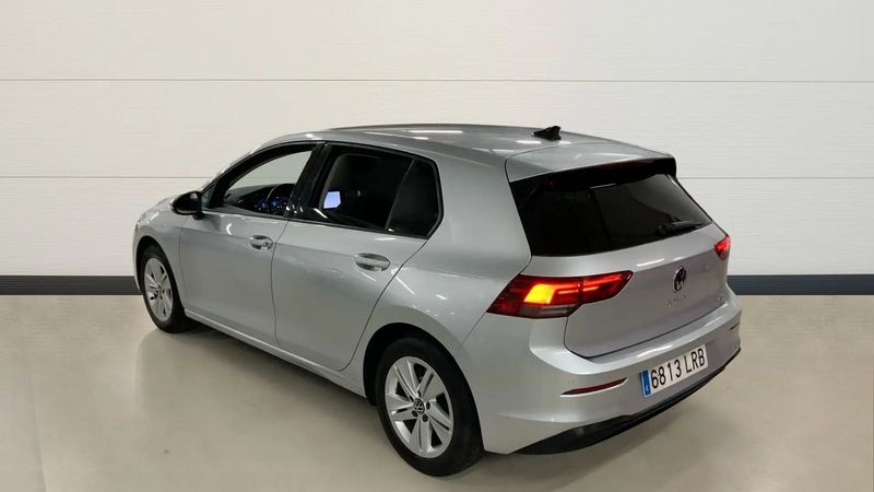 Volkswagen Golf • 2021 • 64,700 km 2