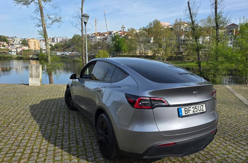 Tesla Model Y • 2023 • 37,776 km 4