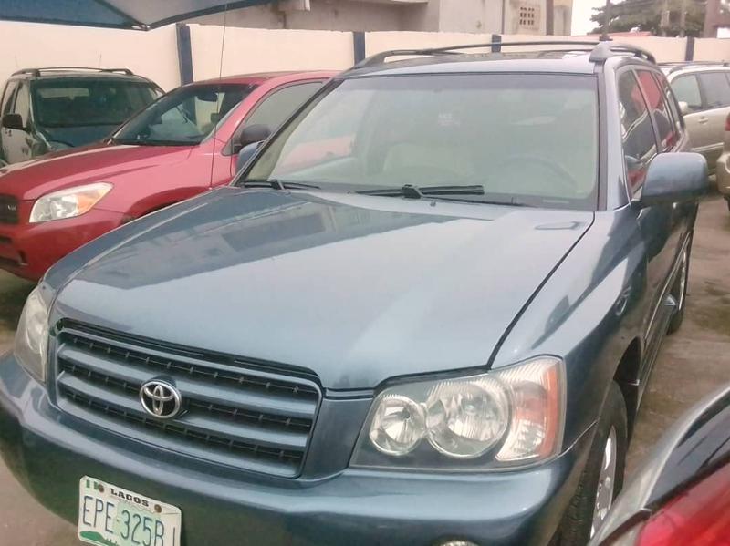 Toyota Highlander • 2003 • 125,550 km 1