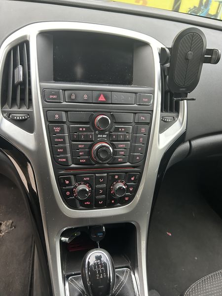 Opel Astra • 2013 • 200,000 km 9