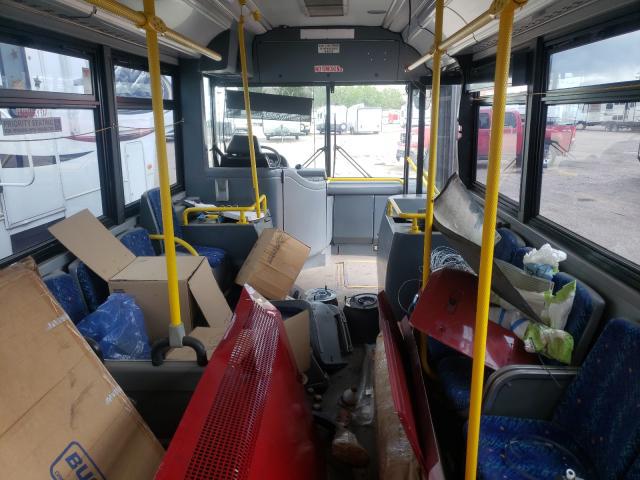 Toyota Hiace • 2003 • 45,675 km 2