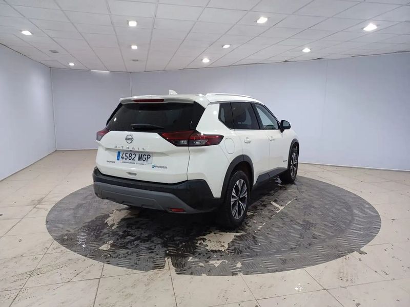 Nissan X-Trail • 2023 • 14,700 km 2