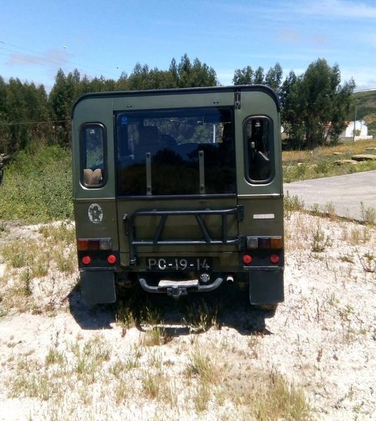 Hummer H1 • 1988 • 250,000 km 2