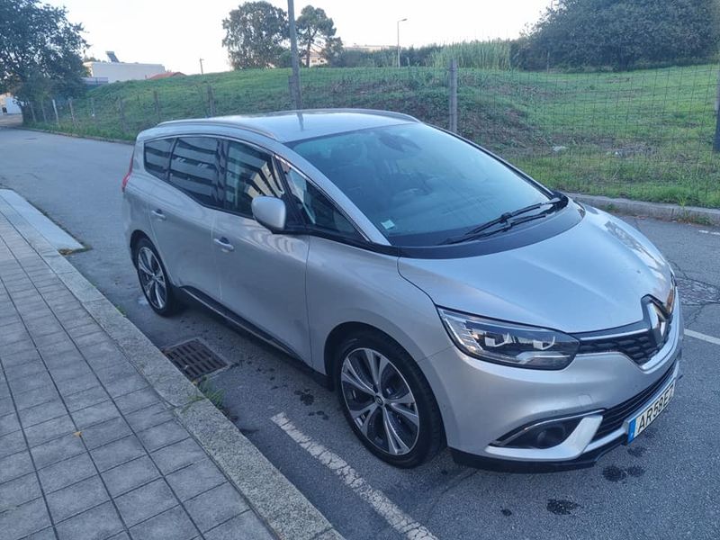 Renault Grand Scenic • 2018 • 143,000 km 2