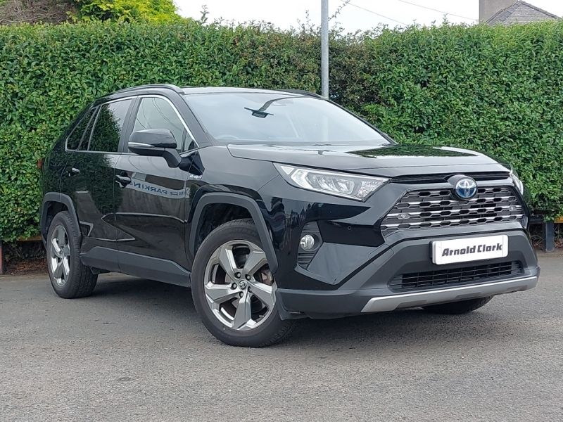 Toyota RAV4 • 2021 • 8,000 km 1