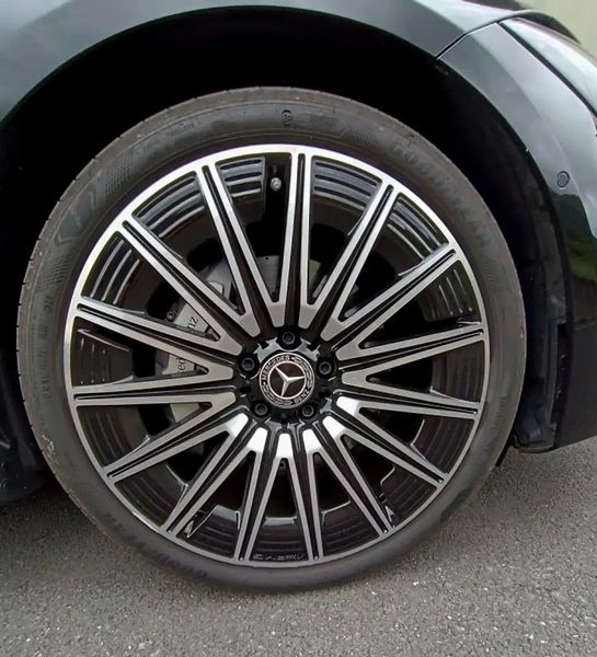 Mercedes-Benz GLE • 2024 • 7,000 km 8