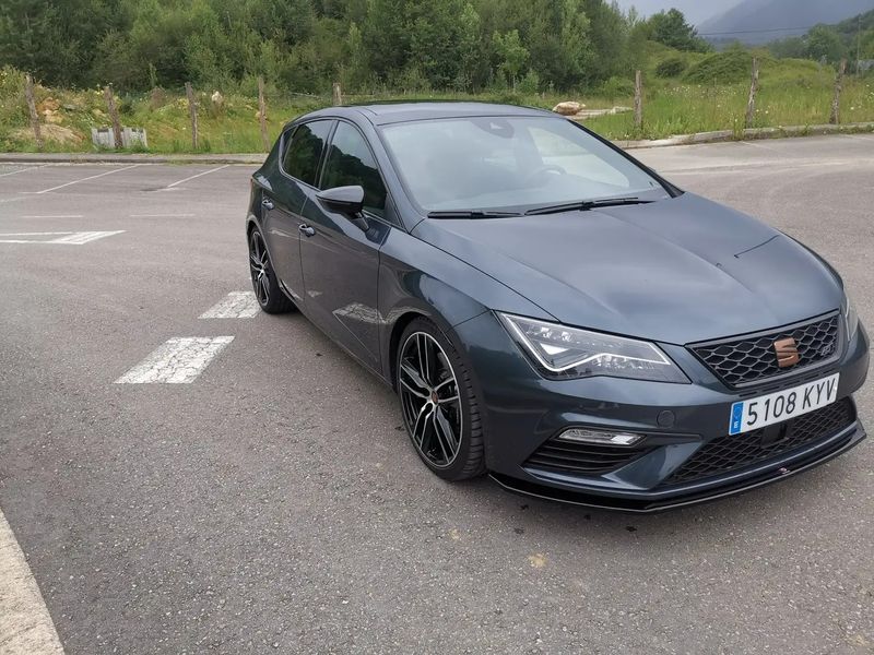 Seat Leon • 2019 • 20,000 km 1