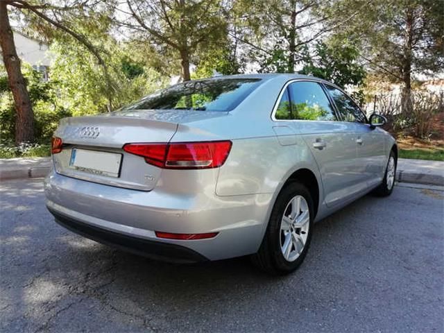 Audi A4 • 2017 • 148,000 km 3