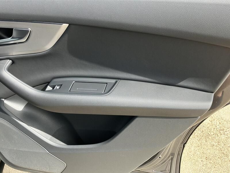 Audi Q7 • 2024 • 12,743 km 29