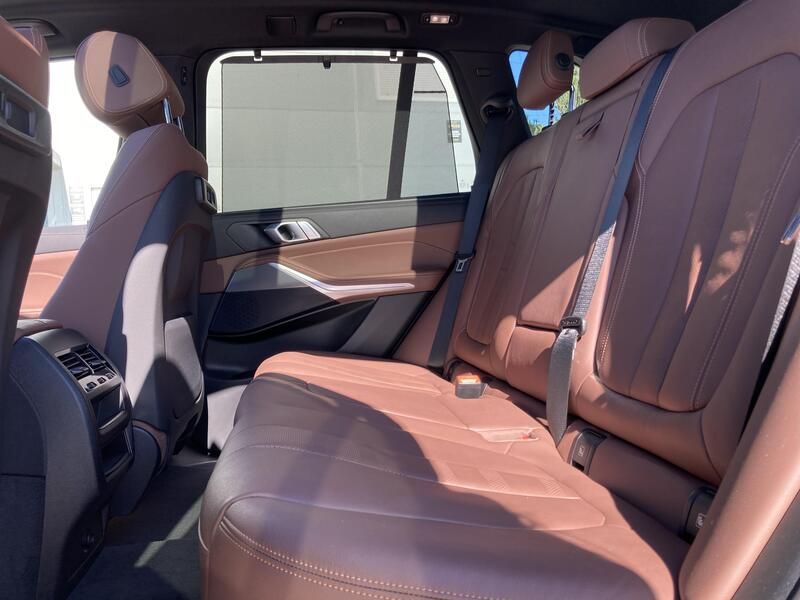 BMW X5 • 2021 • 68,878 km 18