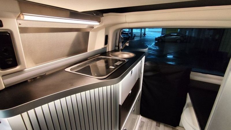 Volkswagen Multivan • 2023 • 28,109 km 8