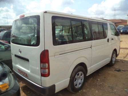 Toyota Hiace • 2011 • 145 km 4